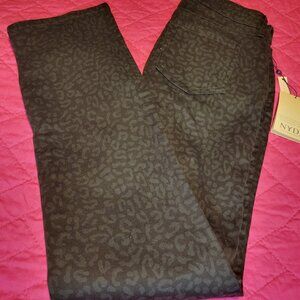 NYDJ Marilyn Straight Jeans Black Gray Leopard Print Lift Tuck Size 4 NWT